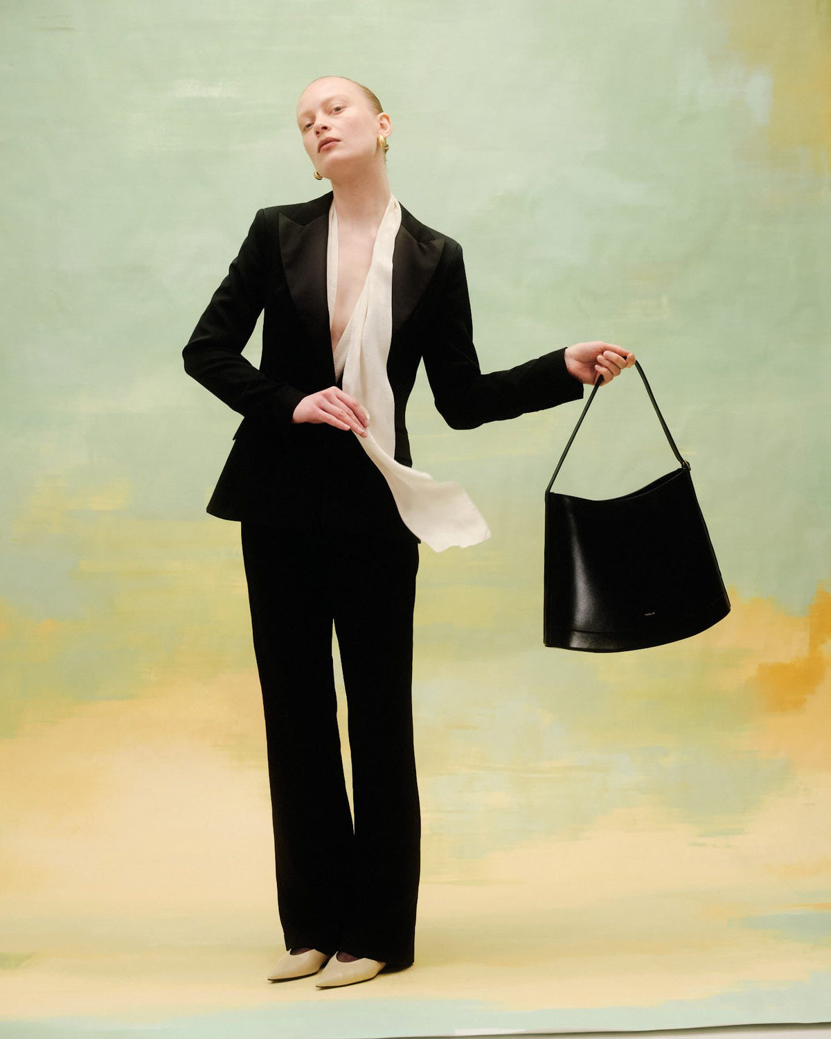 Bell Maxi in Black — Stilleven campaign