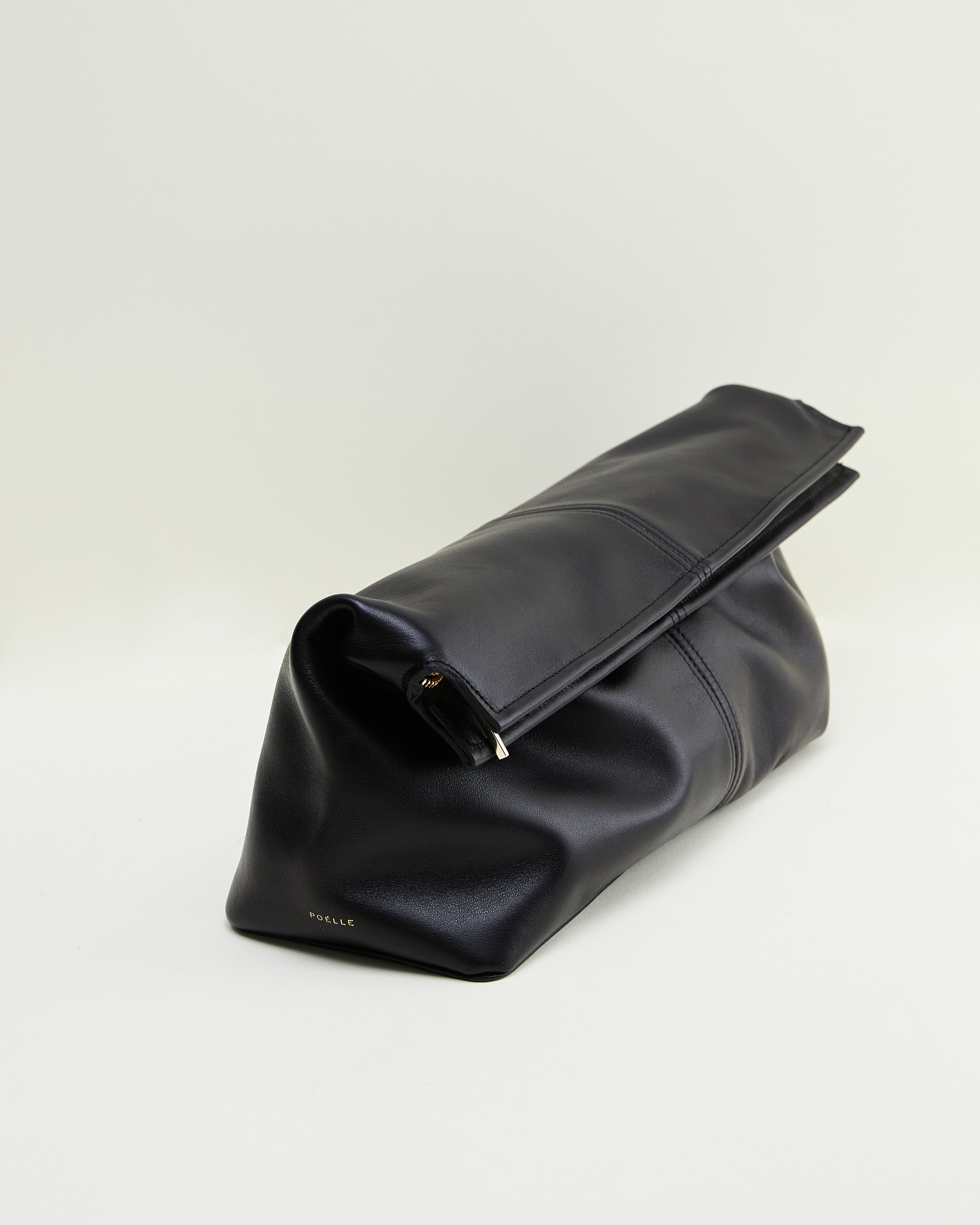 Elza clutch bag in black