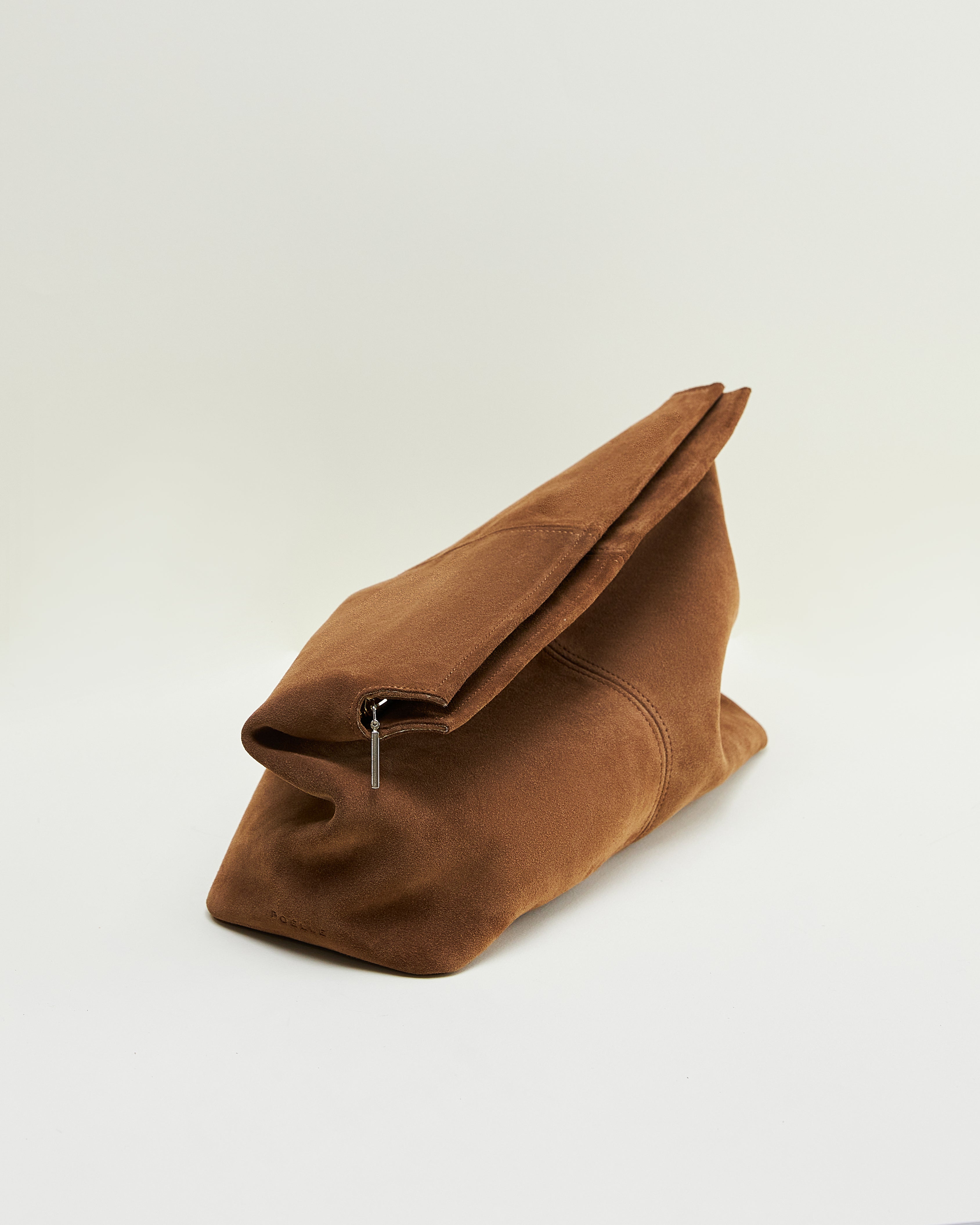 Elza clutch bag in caramel color